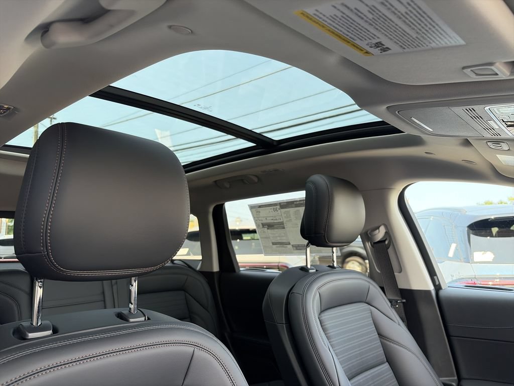 New 2026 Lincoln Nautilus Reserve AWD/4WD image 12