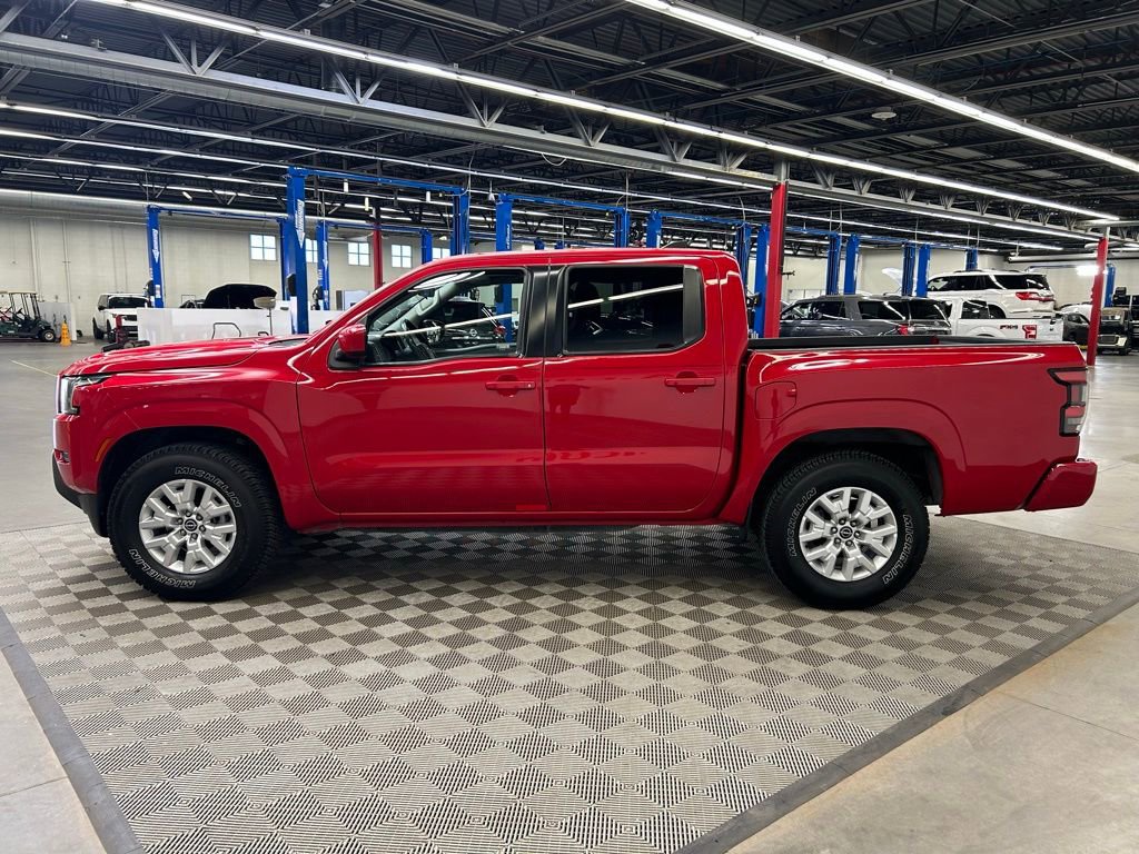 Used 2022 Nissan Frontier SV image 4