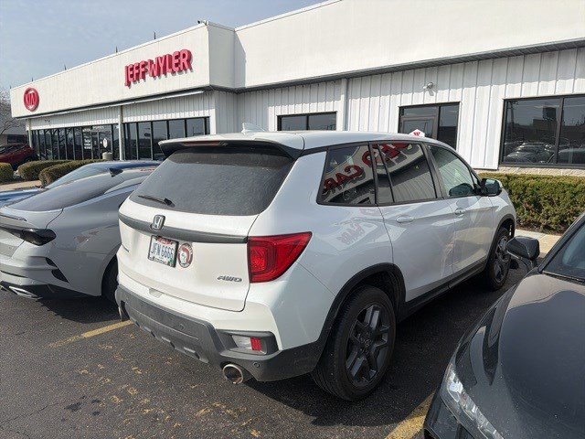 Used 2023 Honda Passport EX-L image 2