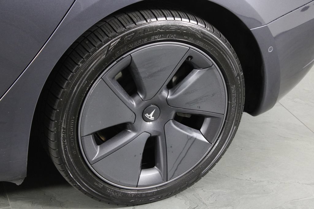 Used 2022 Tesla Model 3 Long Range AWD/4WD image 12