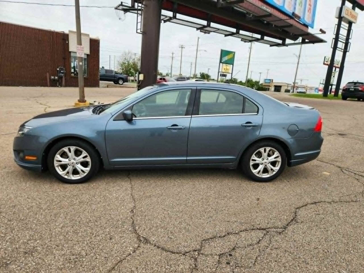 Used 2012 Ford Fusion SE FWD image 7