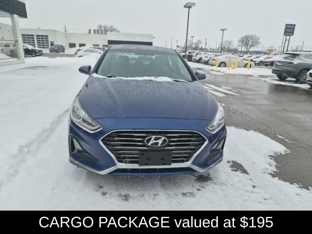 Used 2019 Hyundai Sonata SE w/ Cargo Package image 2