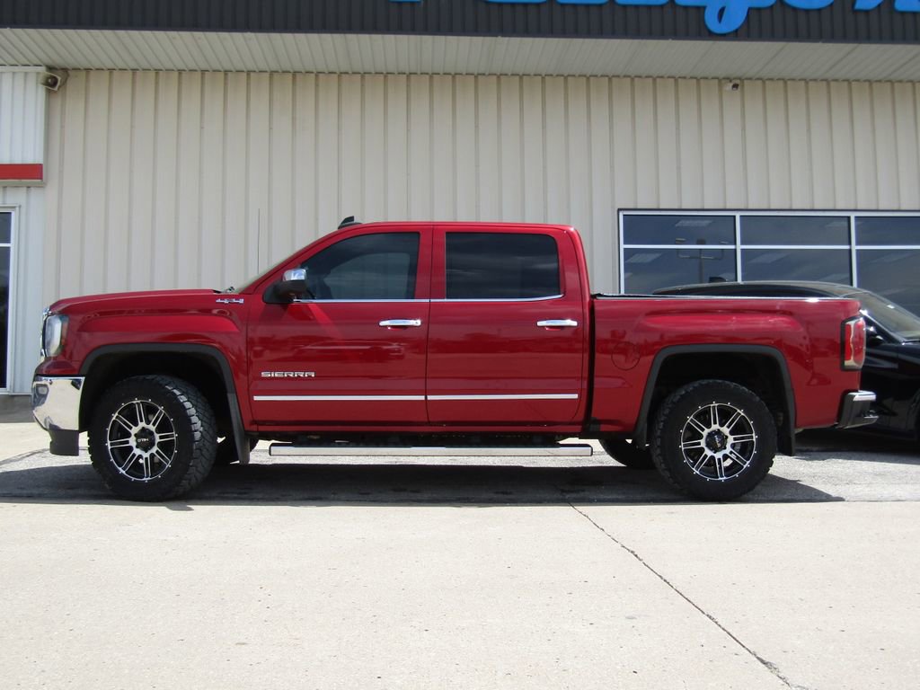 Used 2018 GMC Sierra 1500 SLT AWD/4WD image 11