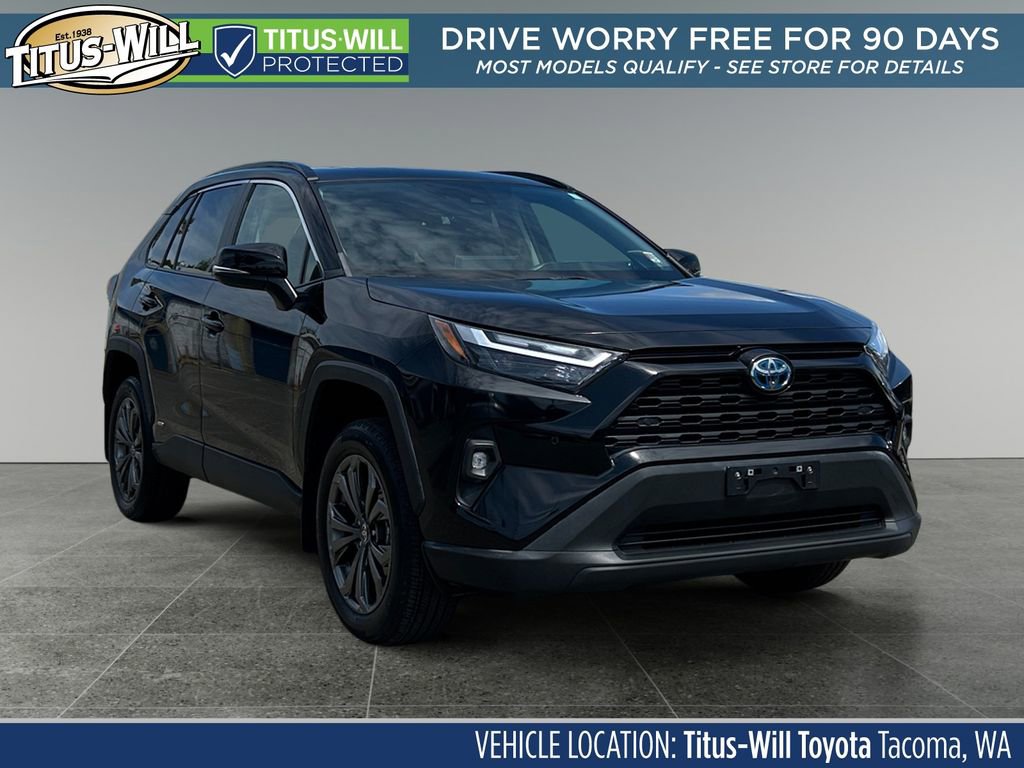 Used 2022 Toyota RAV4 XLE Premium image 1