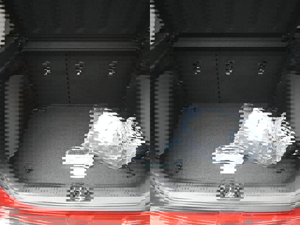 New 2026 Hyundai Venue SE image 28