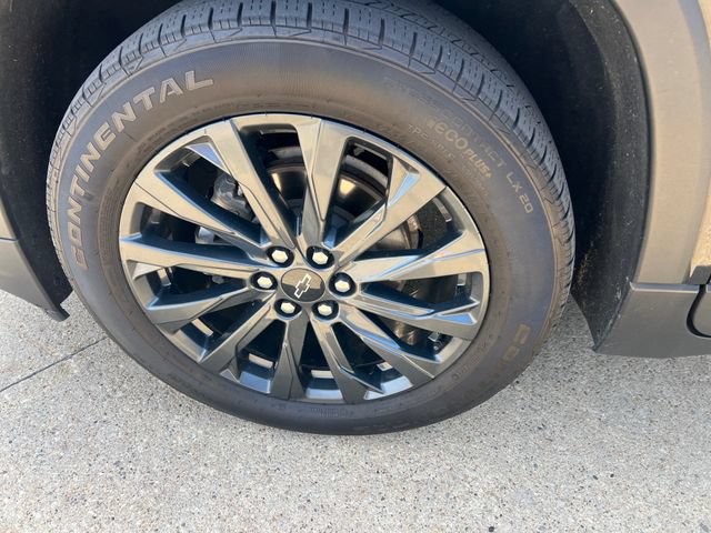 Certified 2023 Chevrolet Traverse RS w/ LPO, Floor Liner Package AWD/4WD image 10