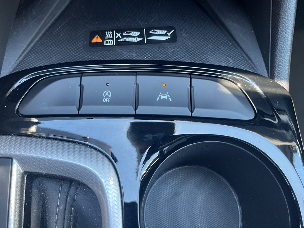 Used 2025 Buick Envista Avenir FWD image 23