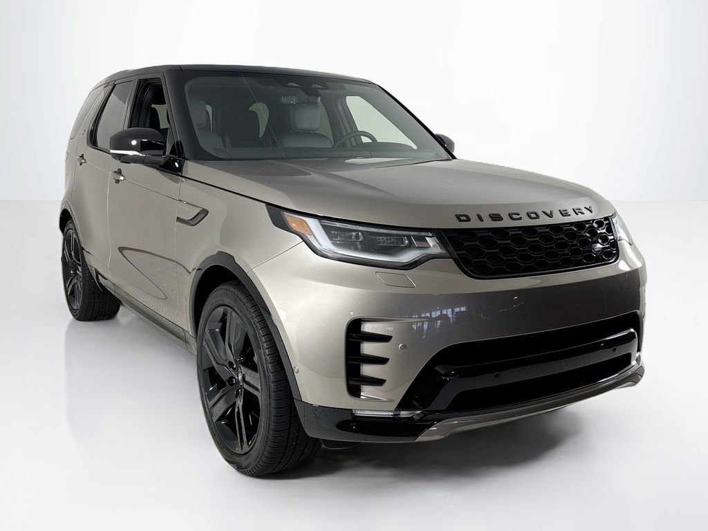 Used 2025 Land Rover Discovery Dynamic SE image 7