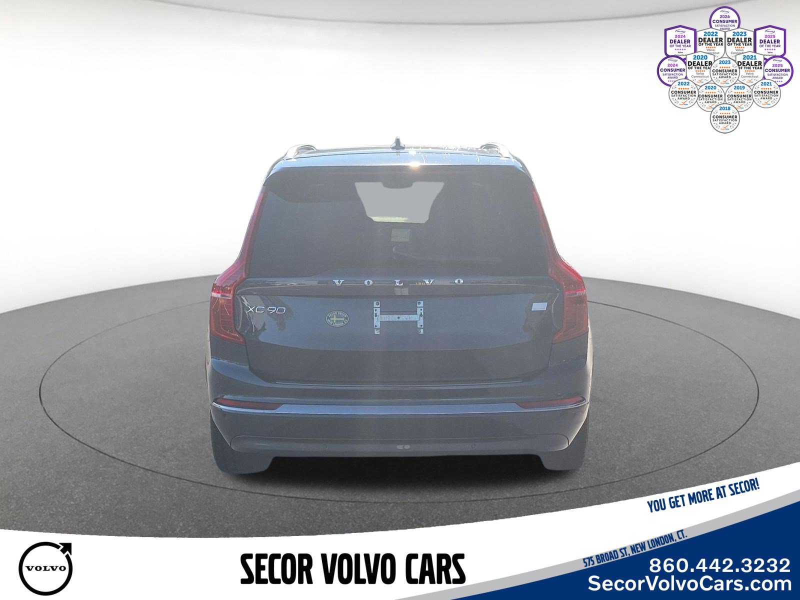 Used 2024 Volvo XC90 T8 Plus w/ Protection Package Premier AWD/4WD image 8