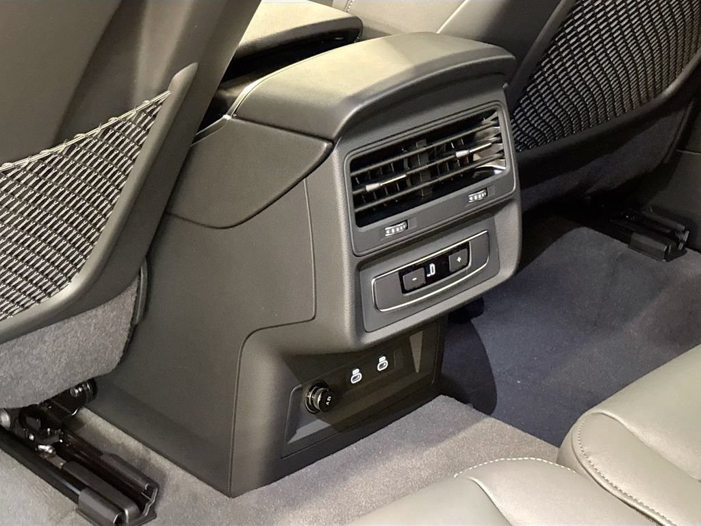 New 2026 Audi Q7 2.0T Premium AWD/4WD image 17