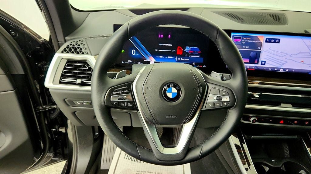 Used 2025 BMW X5 xDrive40i w/ Executive Package AWD/4WD image 13