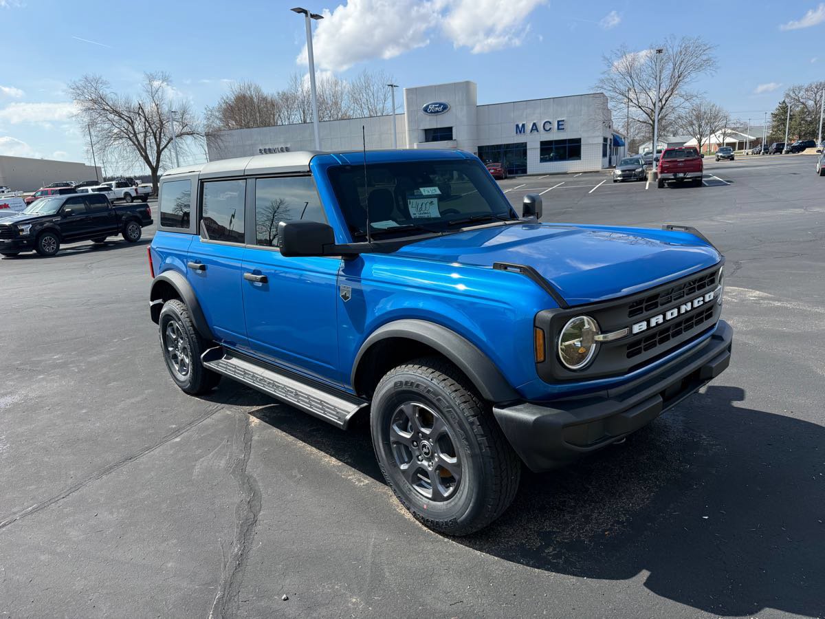 New 2025 Ford Bronco Big Bend AWD/4WD image 3