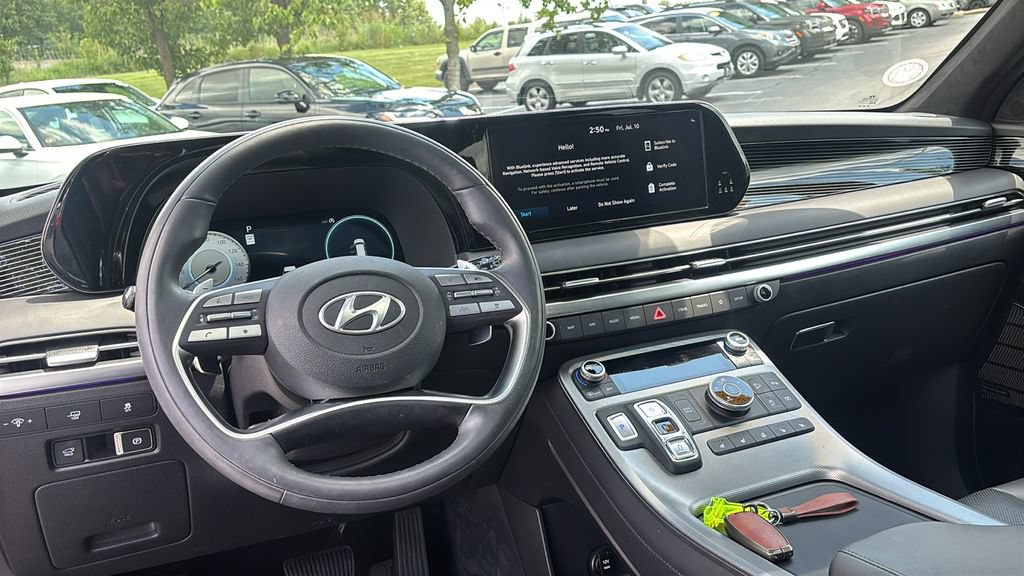 Used 2025 Hyundai Palisade Calligraphy AWD/4WD image 13