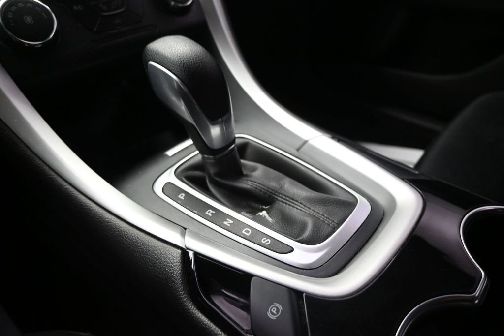 Used 2016 Ford Fusion SE AWD/4WD image 19