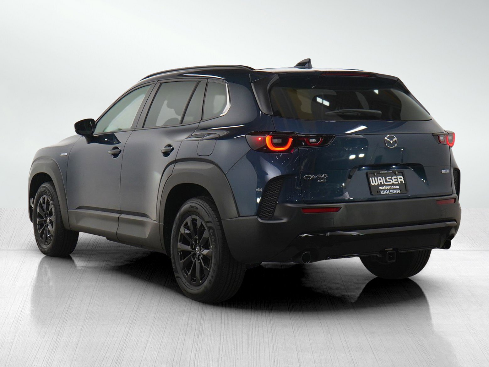 Certified 2025 MAZDA CX-50 AWD 2.5 Hybrid w/ Premium Pkg image 3