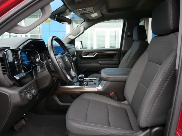 Used 2023 Chevrolet Silverado 1500 LT image 7