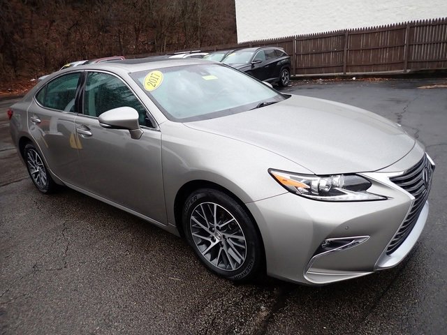 Used 2017 Lexus ES 350 image 9