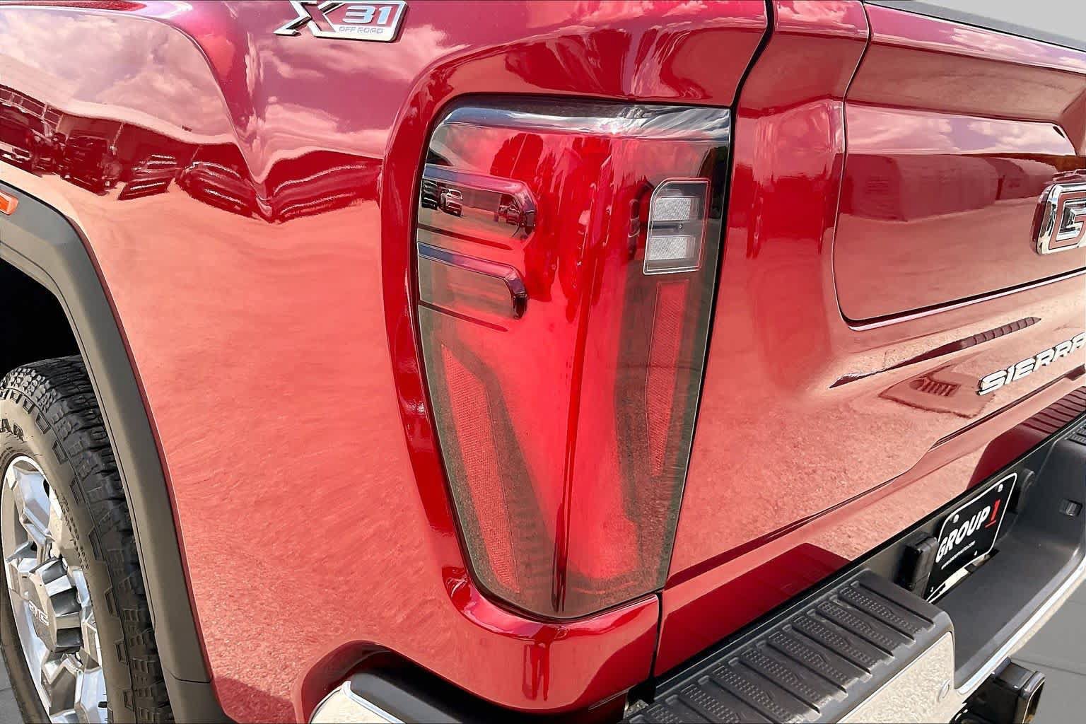 Used 2025 GMC Sierra 2500 SLT w/ Texas SLT Premium Package AWD/4WD image 28