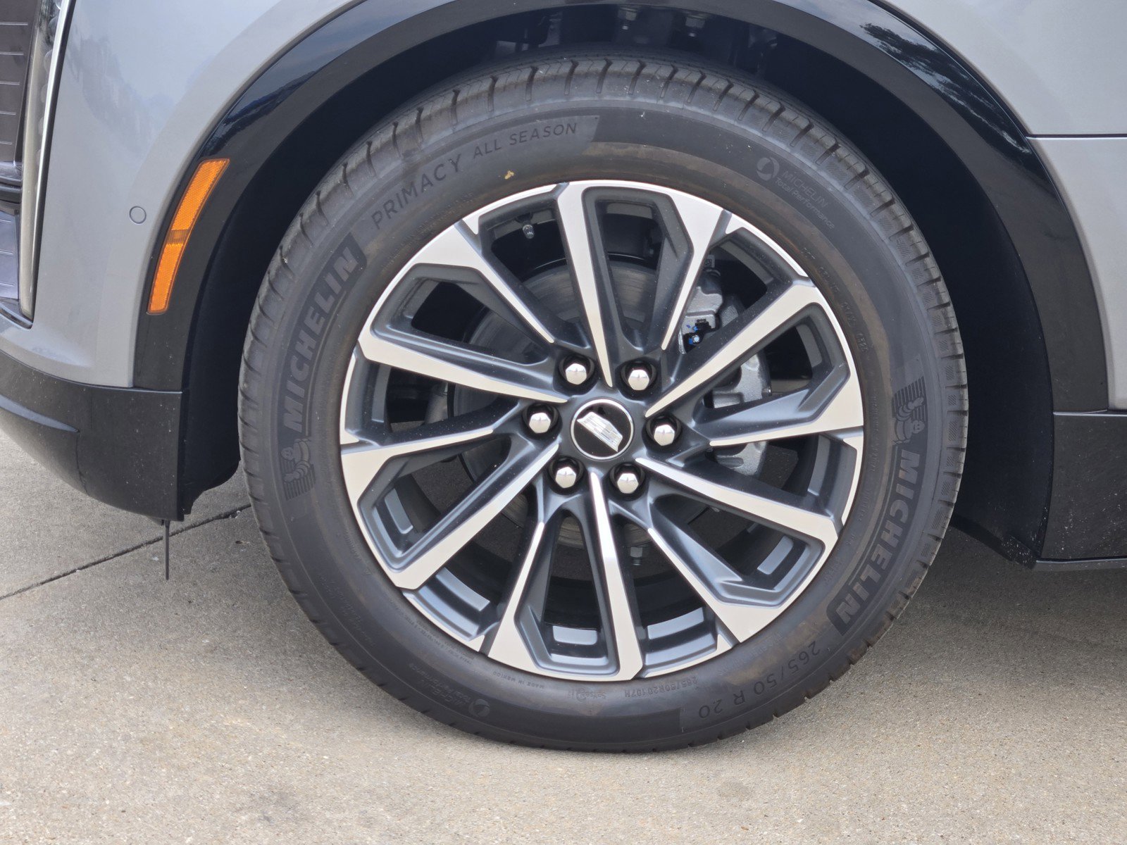 New 2025 Cadillac Lyriq Sport image 8