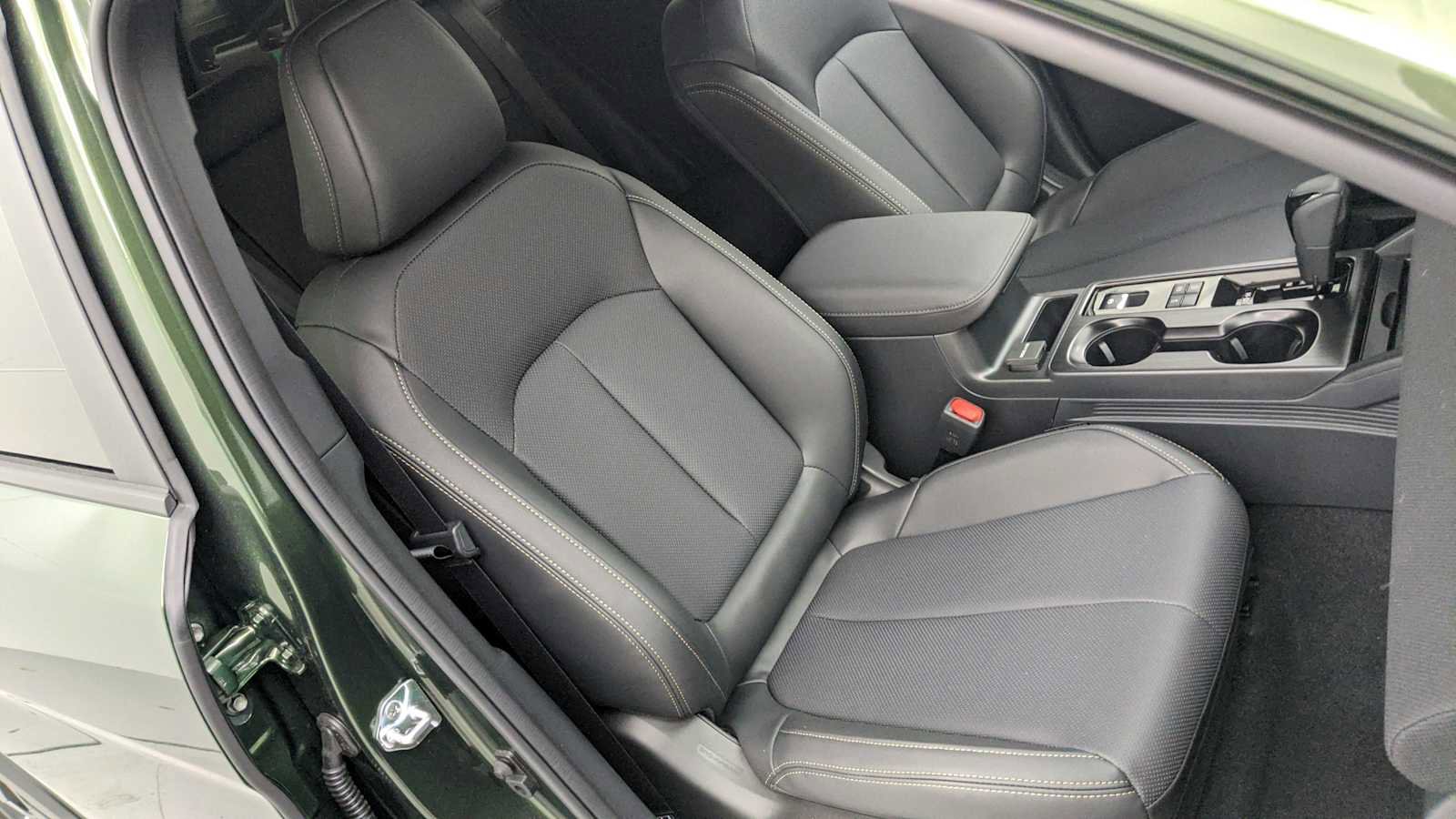 New 2026 Subaru Outback Limited AWD/4WD image 25