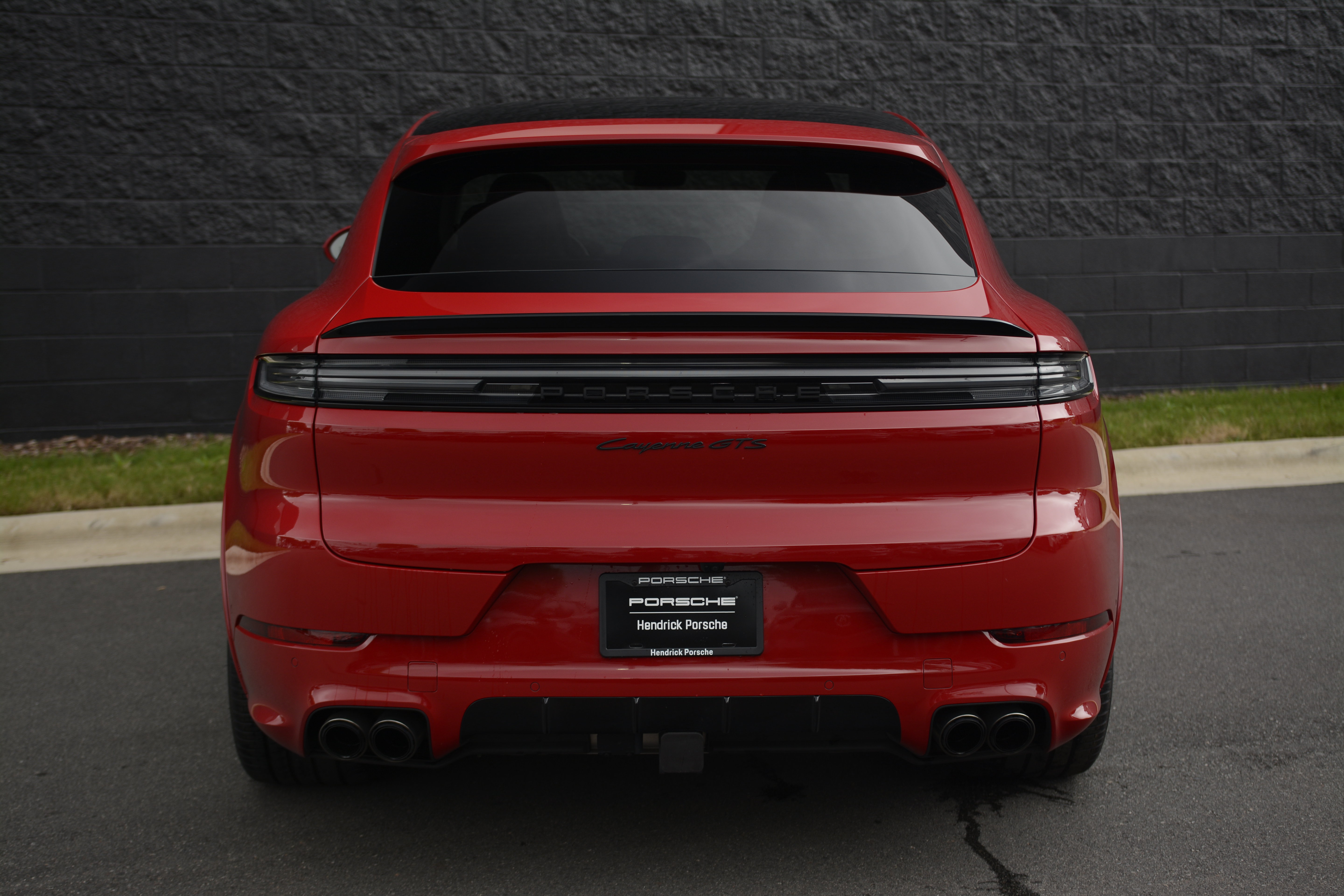 Certified 2025 Porsche Cayenne GTS AWD/4WD image 6
