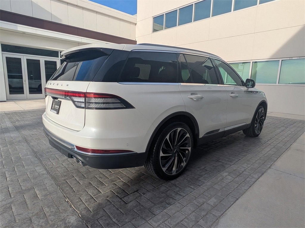 Used 2021 Lincoln Aviator Reserve w/ Equipment Group 201A image 4