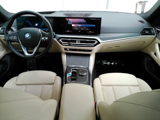 Used 2023 BMW i4 eDrive40 w/ Premium Package RWD image 2