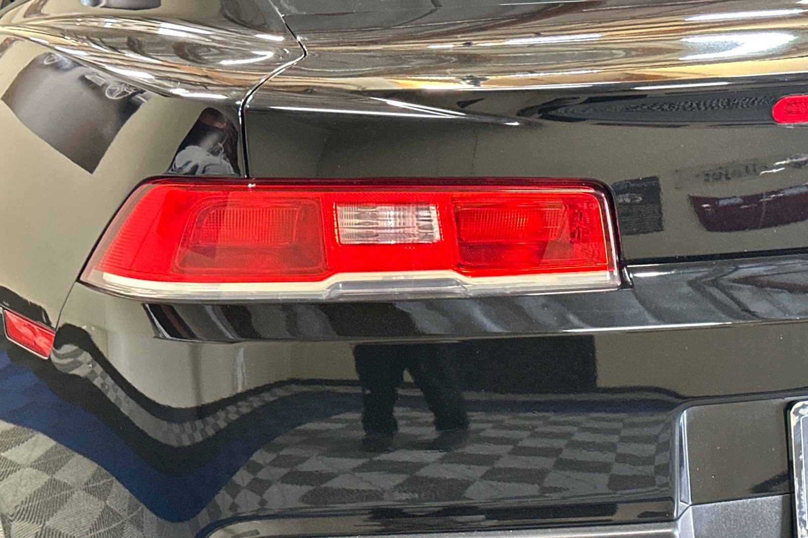 Used 2015 Chevrolet Camaro LT image 43