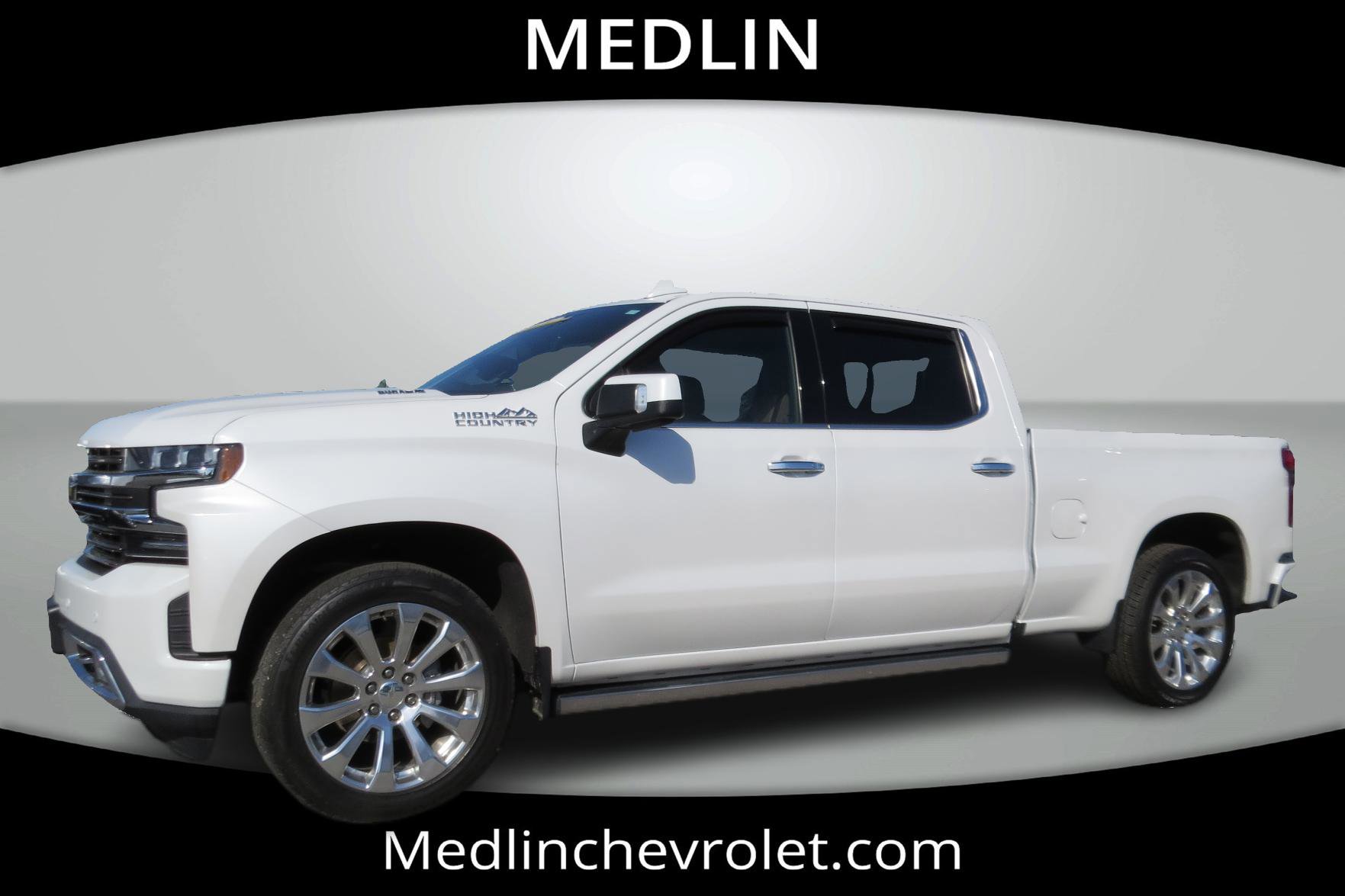 Used 2020 Chevrolet Silverado 1500 High Country w/ Technology Package AWD/4WD image 5