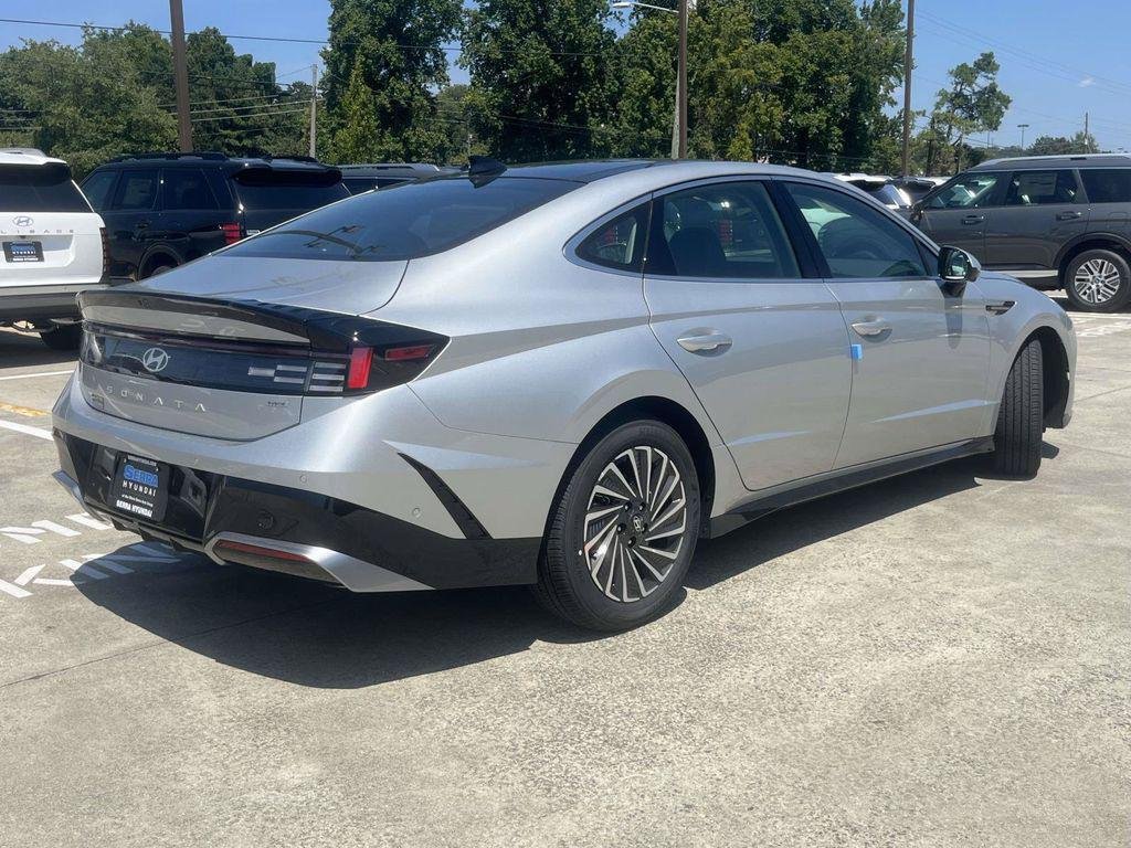 New 2026 Hyundai Sonata Limited FWD image 28