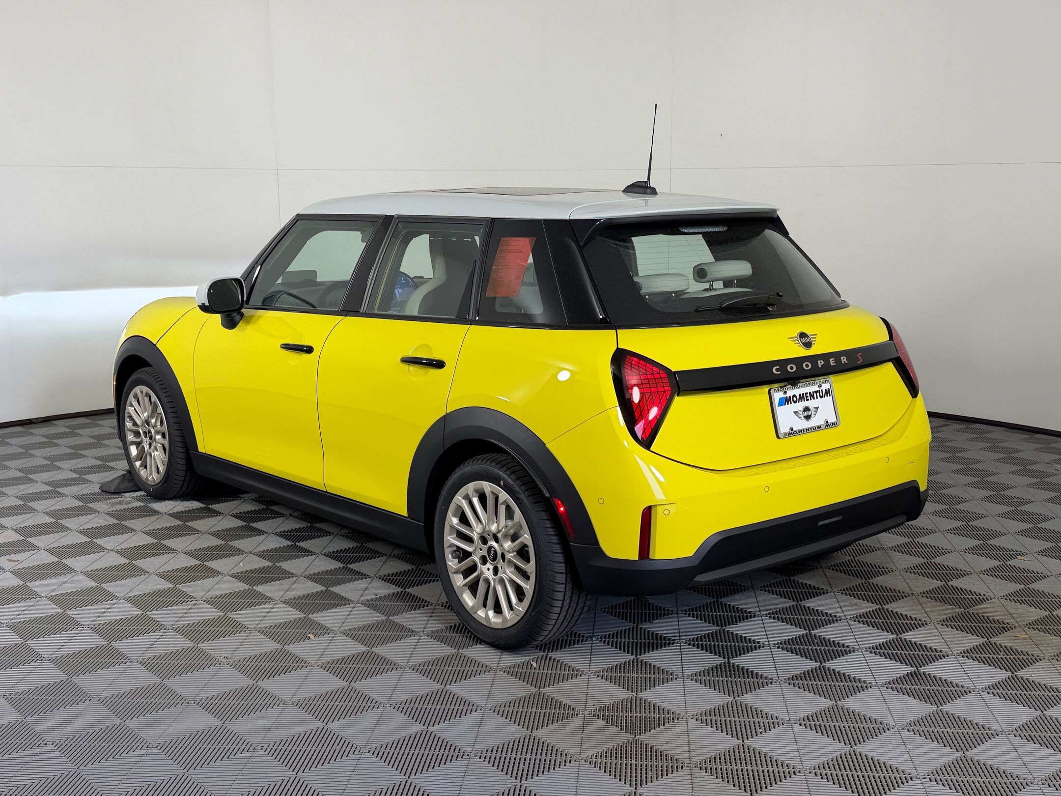 Used 2026 MINI Cooper S FWD image 3