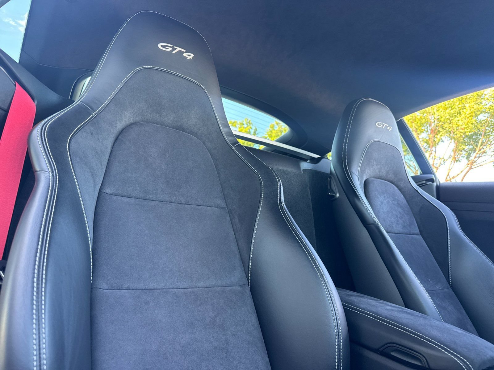 Certified 2021 Porsche 718 Cayman GT4 RWD image 15