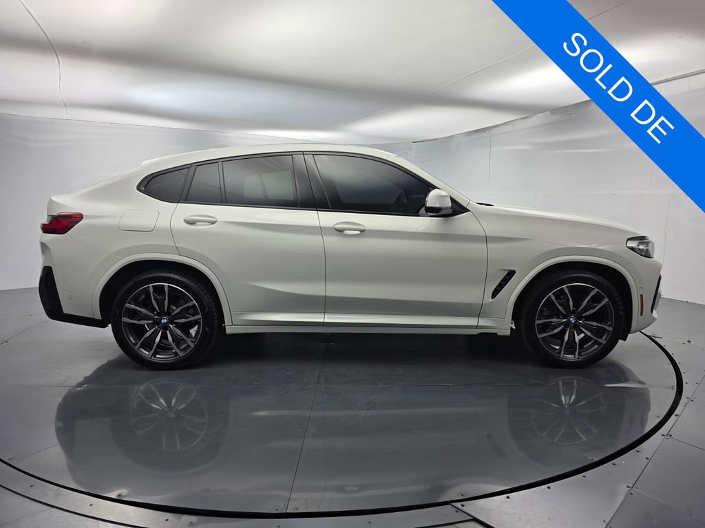 Used 2022 BMW X4 xDrive30i w/ M Sport Package 2 image 3