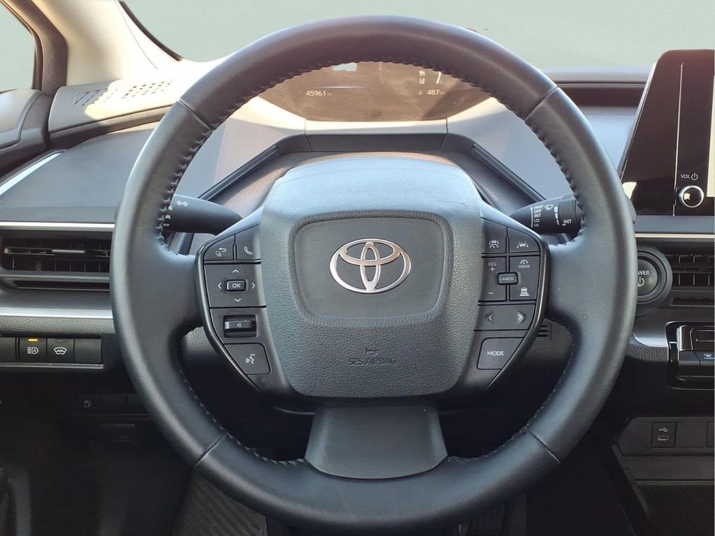 Used 2024 Toyota Prius LE image 21