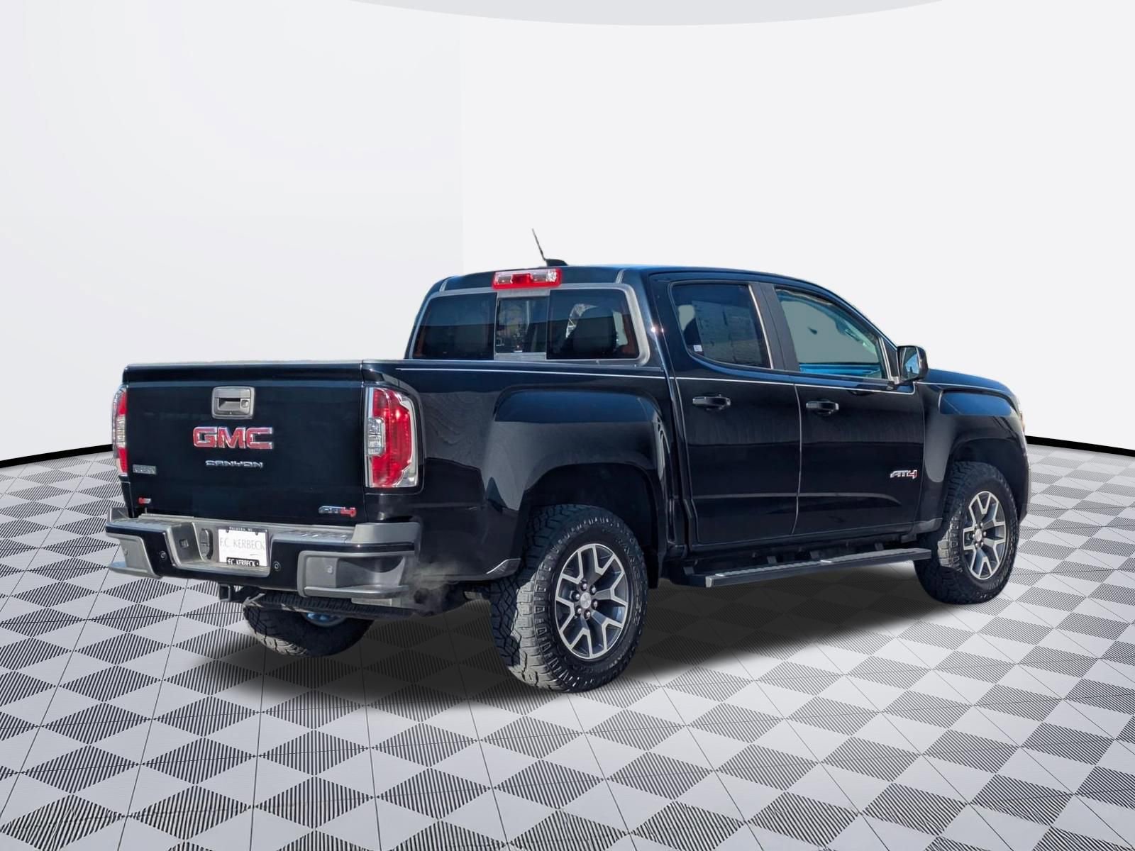 Certified 2022 GMC Canyon AT4 w/ Driver Alert Package image 5