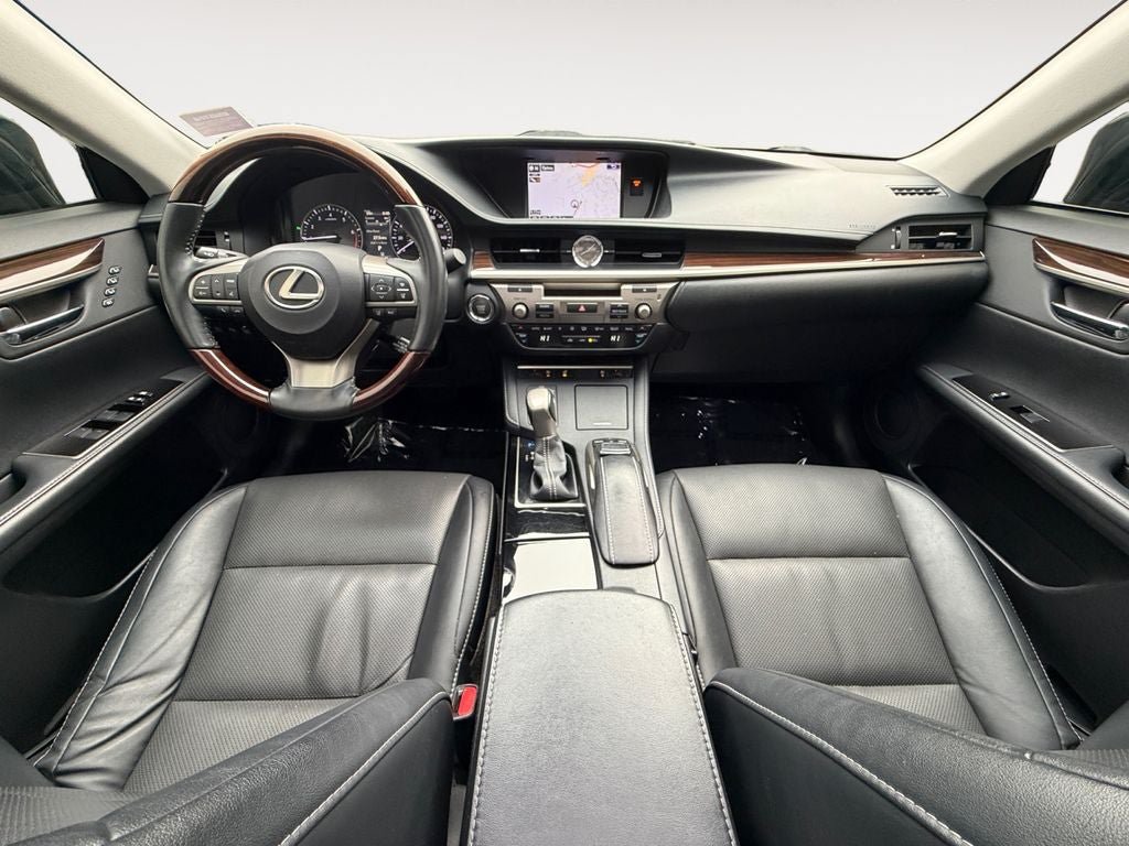 Used 2016 Lexus ES 350 w/ Navigation System Package FWD image 11