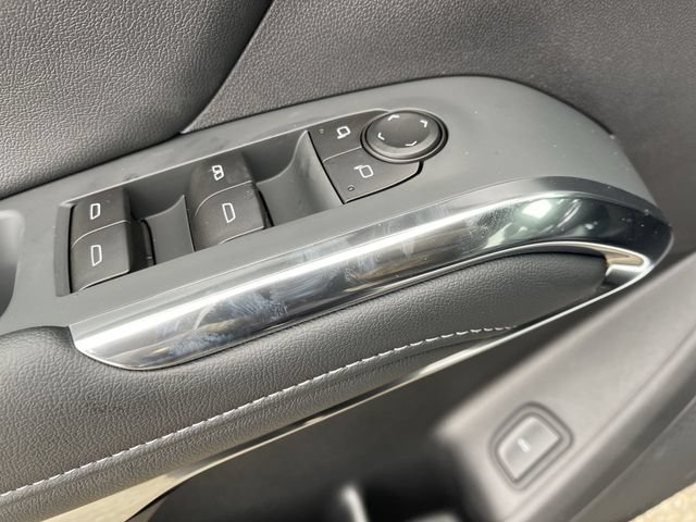 New 2026 Chevrolet Traverse LT w/ Driver Confidence Package FWD image 13