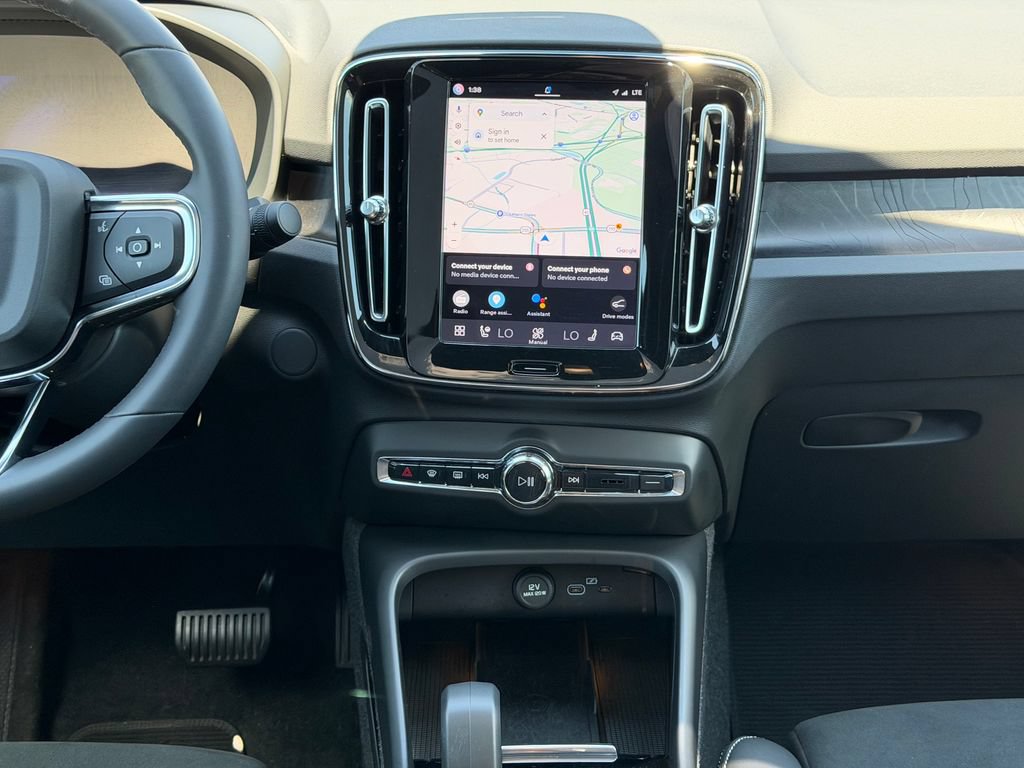 Certified 2023 Volvo C40 P8 Recharge Ultimate AWD/4WD image 24