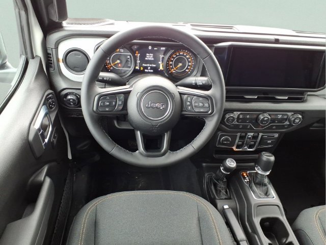 New 2026 Jeep Gladiator Sport AWD/4WD image 13