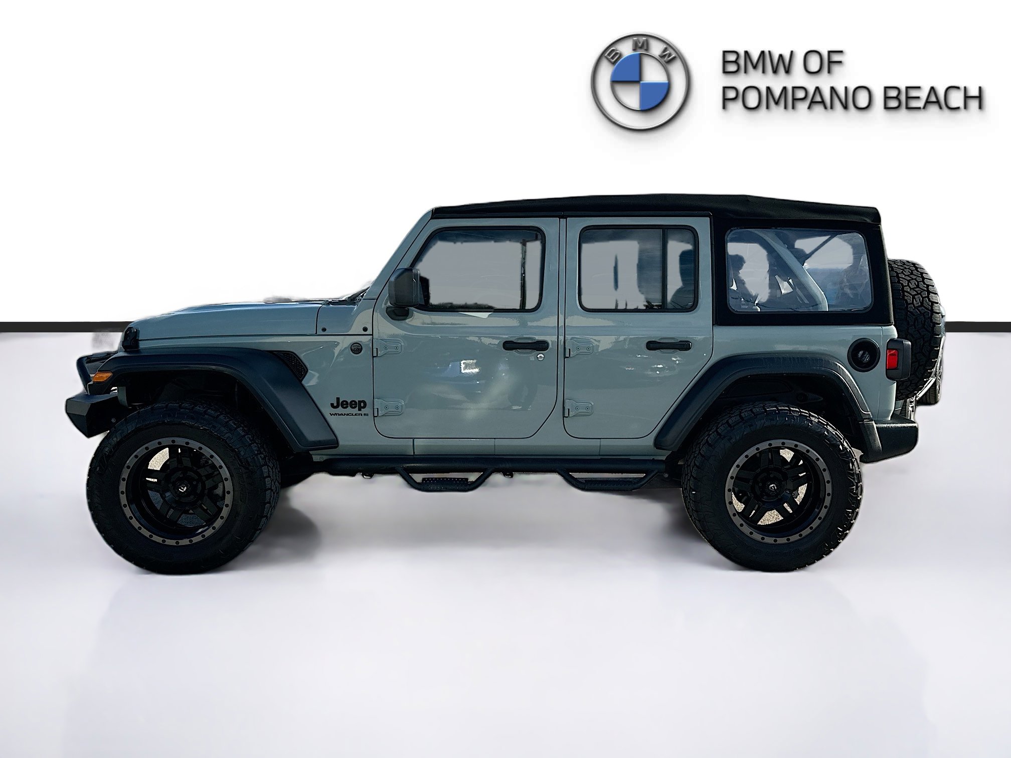 Used 2024 Jeep Wrangler Sport image 4
