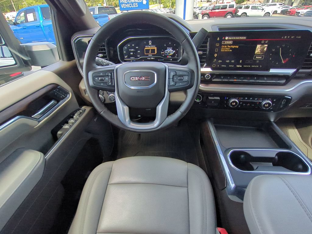 Used 2025 GMC Sierra 2500 SLT w/ SLT Convenience Package AWD/4WD image 19