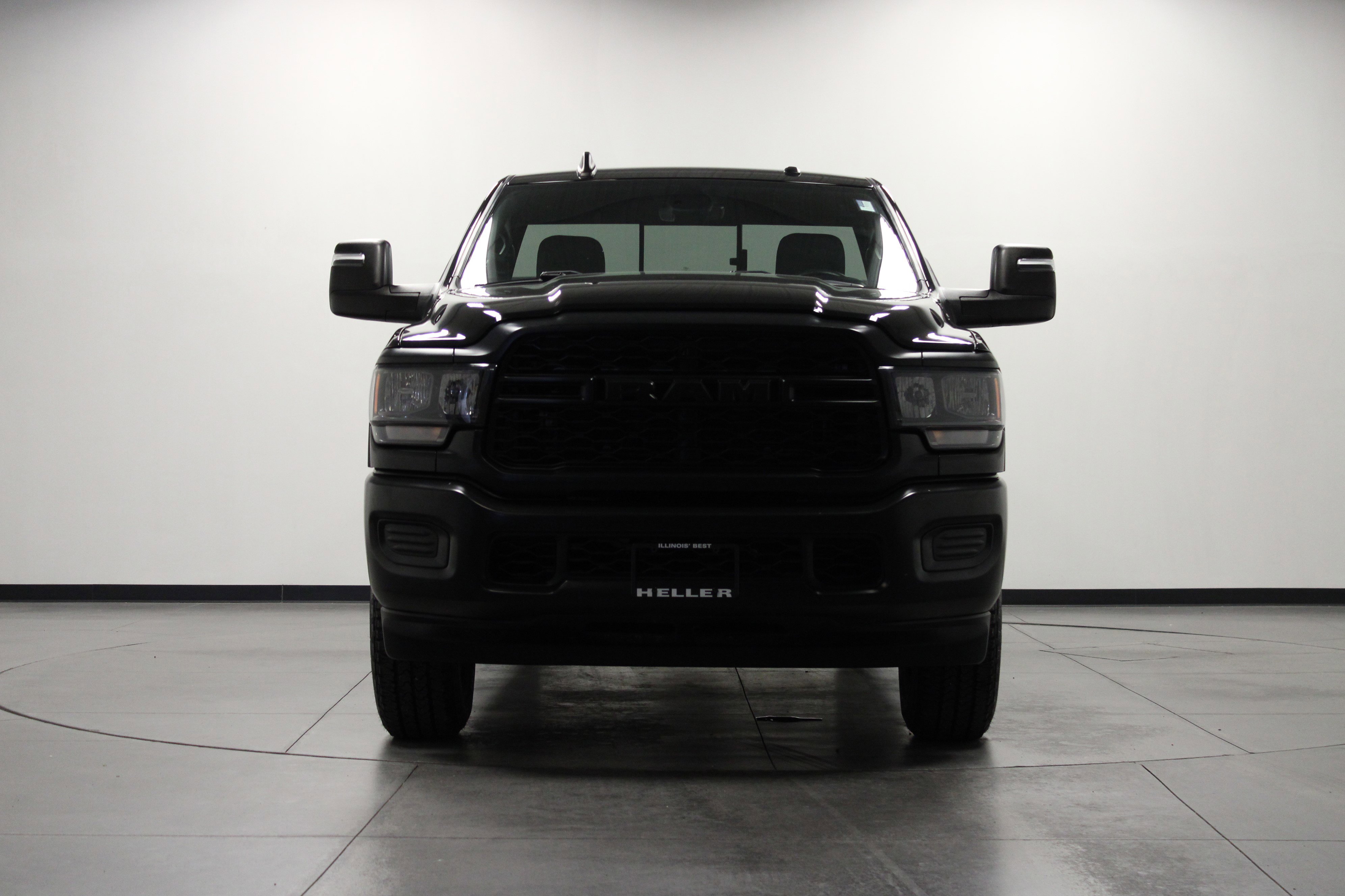 Used 2023 RAM 2500 Tradesman image 9