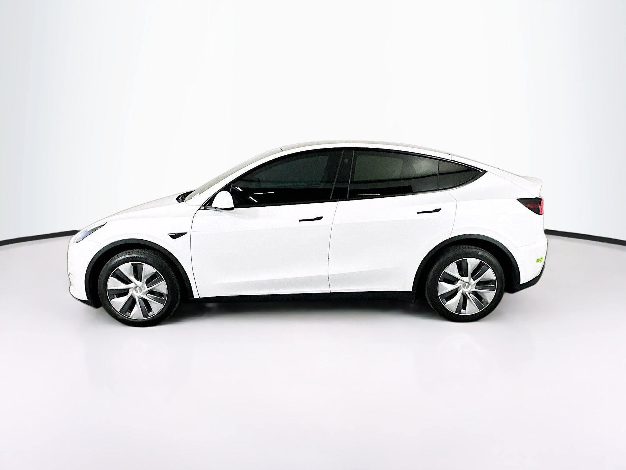 Used 2023 Tesla Model Y Long Range AWD/4WD image 4