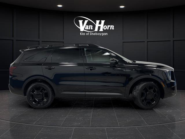 Used 2025 Kia Sorento SX image 2