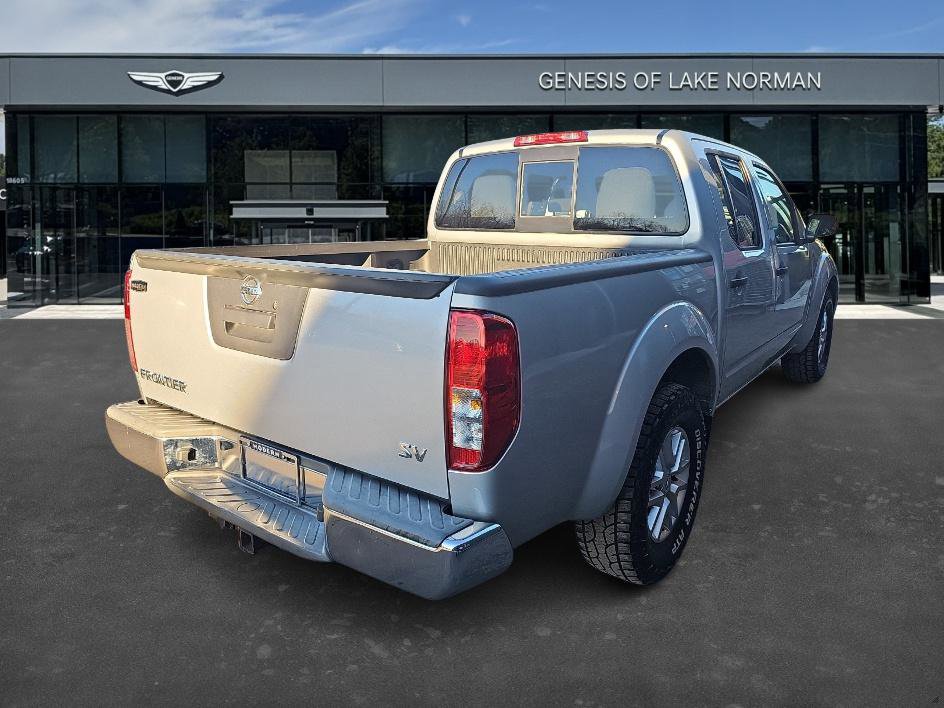 Used 2016 Nissan Frontier SV image 4