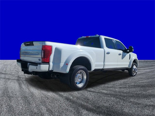 Certified 2022 Ford F450 Platinum w/ FX4 Off-Road Package image 4