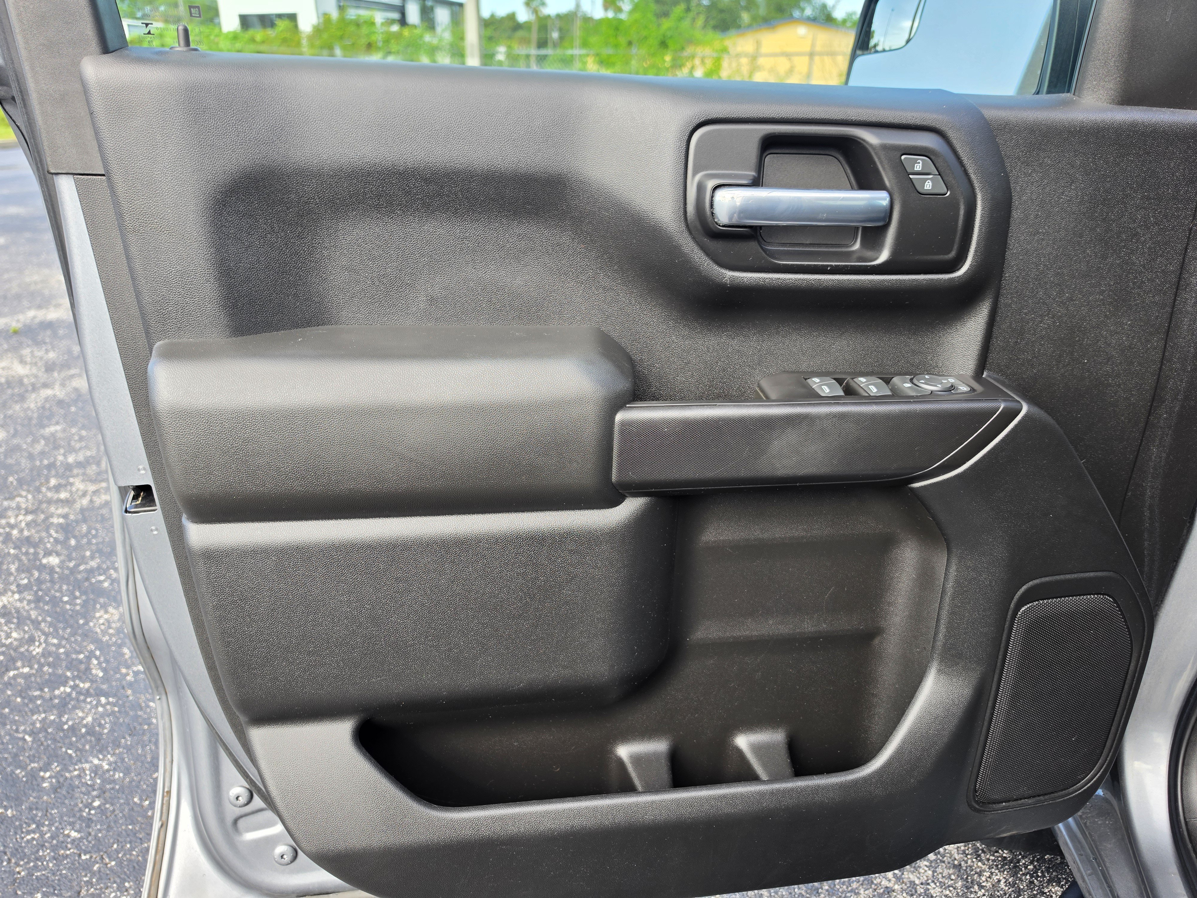 Used 2020 Chevrolet Silverado 1500 Custom Trail Boss w/ Custom Convenience Package AWD/4WD image 16