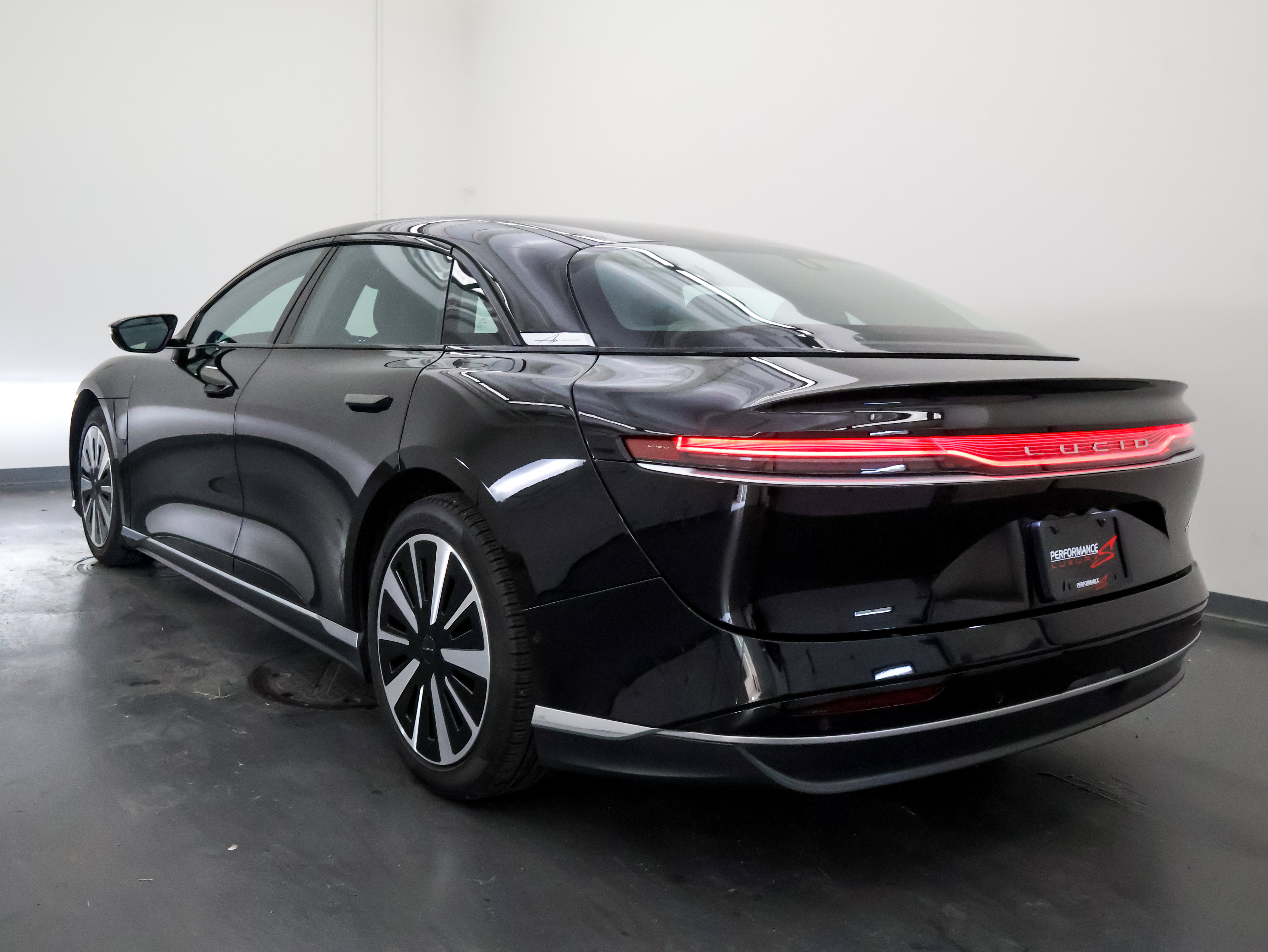Used 2023 Lucid Air Pure AWD/4WD image 5