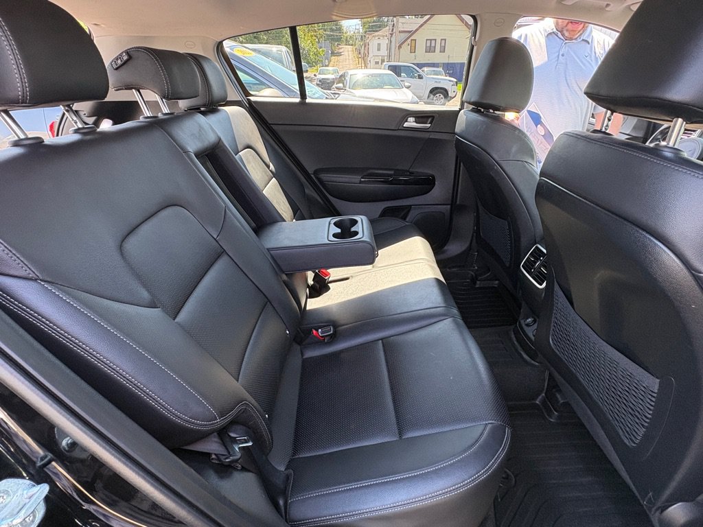 Used 2022 Kia Sportage EX AWD/4WD image 19