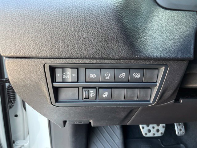 Used 2026 Toyota Tundra SR5 w/ TRD Off-Road Package AWD/4WD image 31